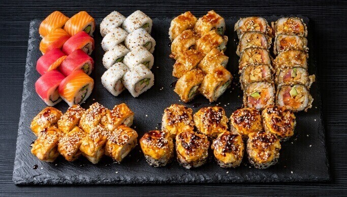Samurai Sushi runsaat sushivalikoimat -45%