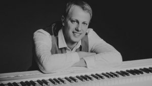 Kontsert-õhtusöök koos Lauri Lehtsaarega Al Mare Grillis