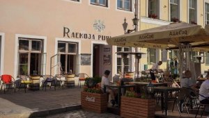 Raekoja Pubi kogu menüü Tallinna Raekoja platsil -50%