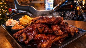 1 kg suitsutatud ja grillitud liha Bad Habits restoranides
