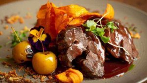 5-käiguline degustatsioonimenüü kahele koos veiniga Tallinna vanalinna restoranis Trofé