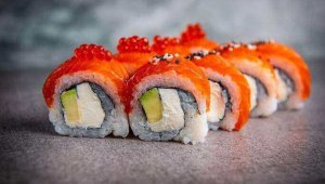 Суши специальное предложение на двоих с вином в ресторане KAGEROU RAMEN HOUSE