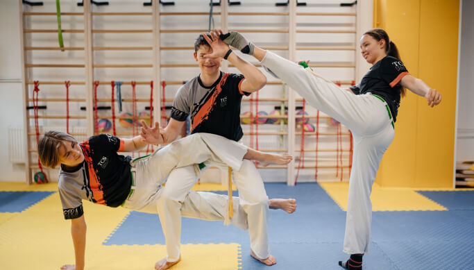 Capoeira - Training in Brazilian martial art for two