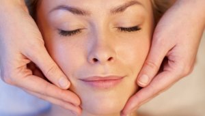 Väestav ja noorendav Access energetic Facelift® seanss