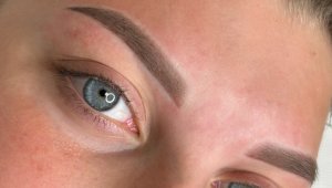 Tõsta esile oma ilu püsimeigiga - kulmud puudertehnikas