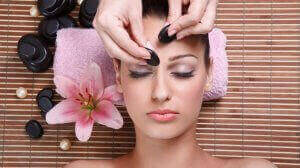 Китайский омолаживающий Гуа Ша массаж в массажном салоне Бай Лан