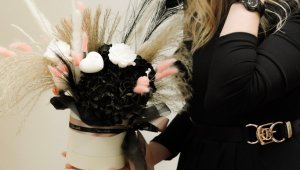 Chandelle Handicraft kuivatatud lillede ja naturaalsete sojaküünaldega kompositsiooni töötuba