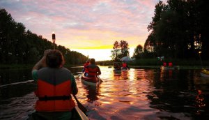 Романтичний каное-тур на заході сонця Емарджой
