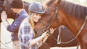 Ratsutamine hobusega maastikul