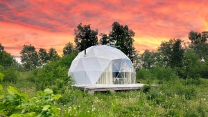 Elu nagu mullis – majutus unikaalses Bubble House kuppeltelgis