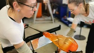 Hot glassblowing experience for two at Klaasistuudio PUHU