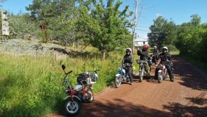 Retro moped trip in Kapa Kohila